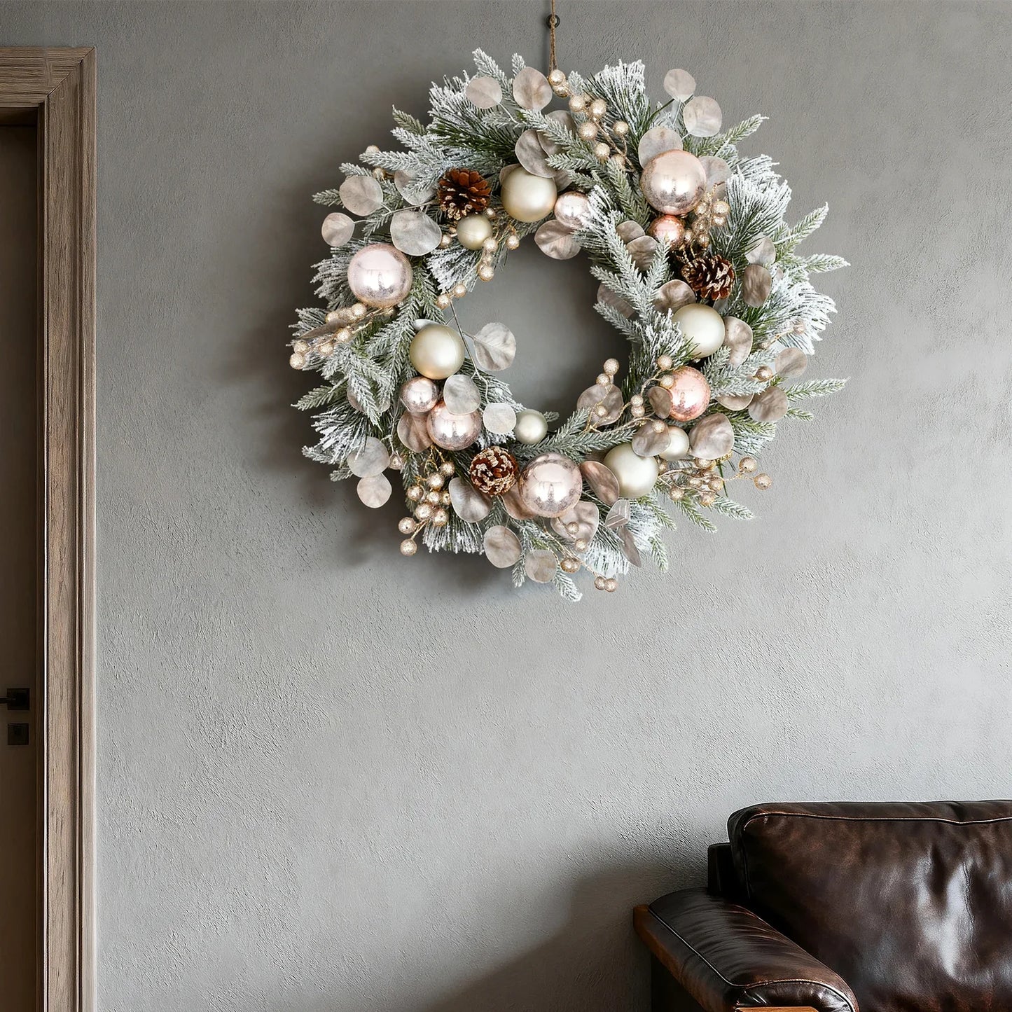 Durable Outdoor Christmas Wreath  Shatterproof Ball Decorated on Mixed Pine for All-Weather Front Door